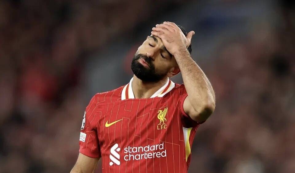 7分大翻盘!利物浦杀回欧冠区,内维尔一句话激怒全队?